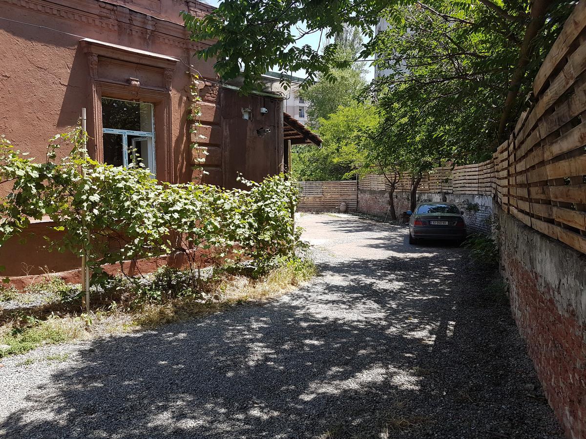 Tbilisi Yard Hostel Dış mekan fotoğraf